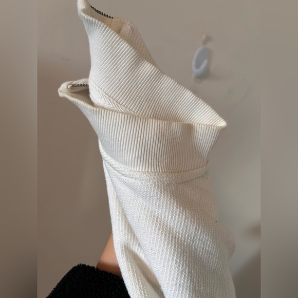 ADIDAS - Women’s Crop Sweater with Side Zipper - Small - Picture 13 of 16